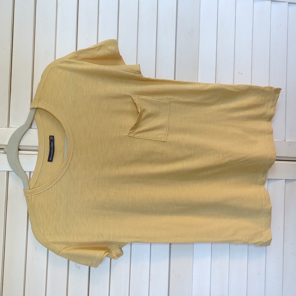 Bundle Abercrombie & Fitch and Old Navy t-shirts small